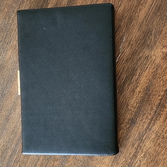 Kate Spade - Picture 3 of 8